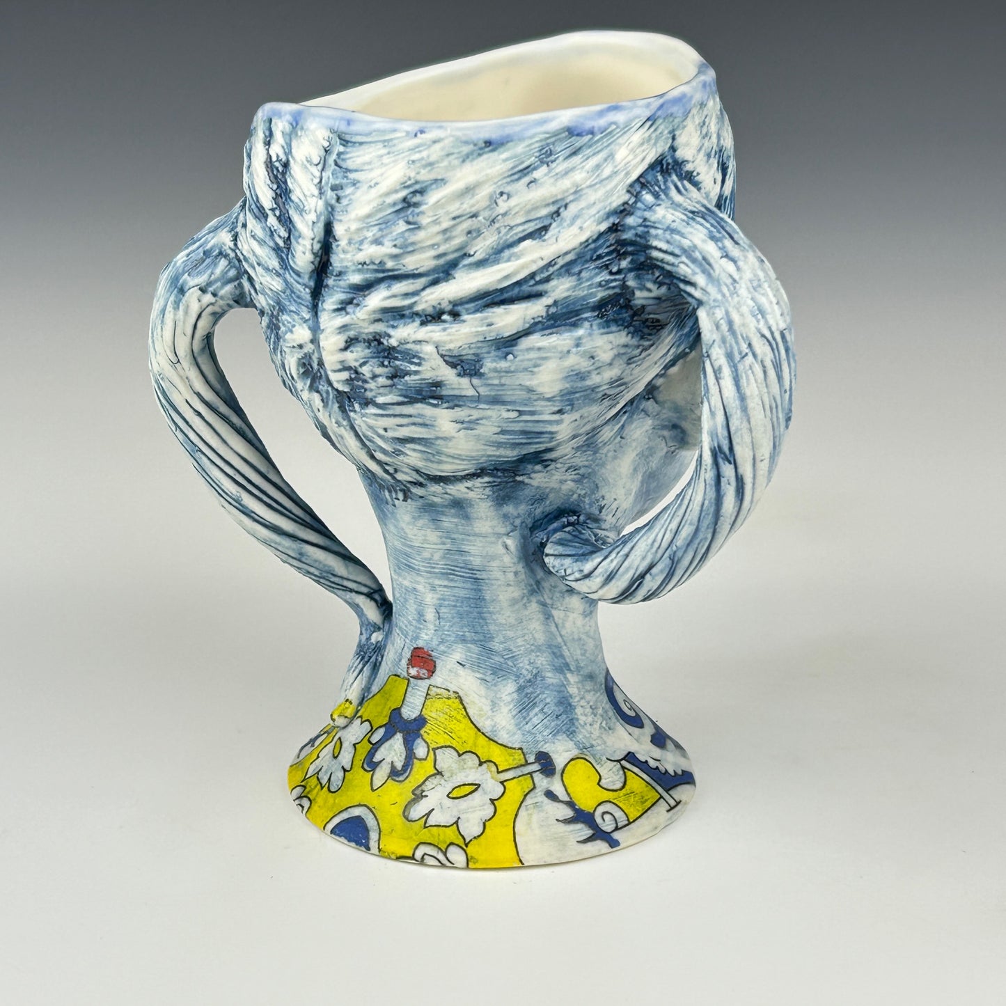 Jee Eun Lee - Large Figure Cup #92